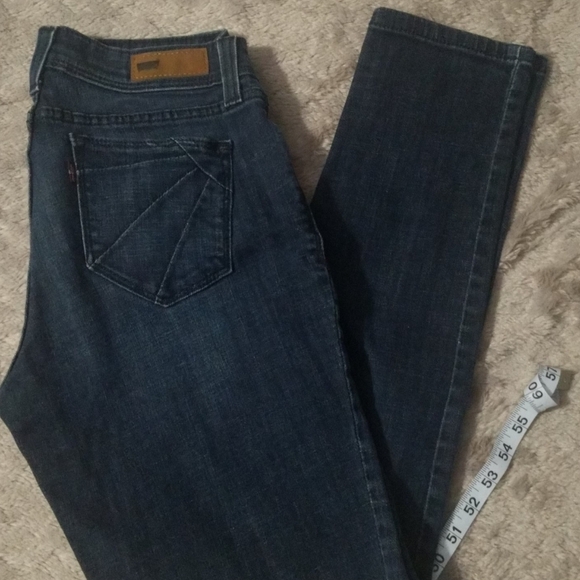 LEVIS BOLD CURVE LOW RISE SKINNY SZ 13/31 EUC - Picture 2 of 8